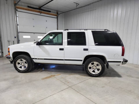 1999 Chevrolet Tahoe for sale at J & J Auto Sales in Sioux City IA