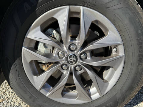 2021 Toyota Sienna XLE 8-Passenger