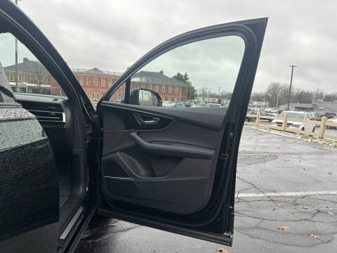 2025 Audi Q7 quattro Premium Plus 55 TFSI