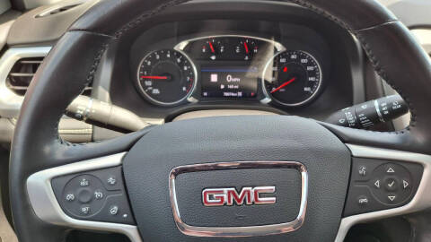2021 GMC Acadia SLT