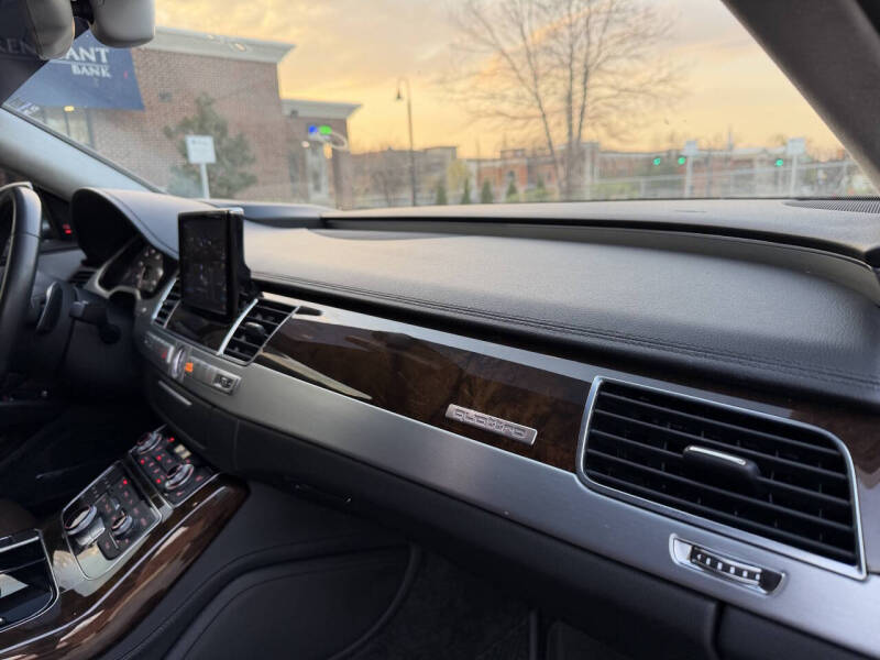 2015 Audi S8 4.0T quattro