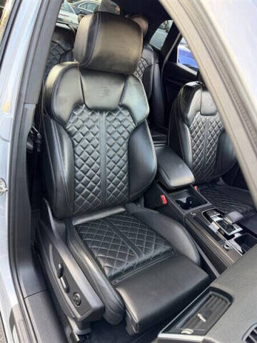 2023 Audi SQ5 3.0T quattro Premium Plus