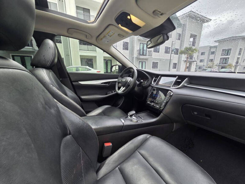 2019 Infiniti QX50 Essential