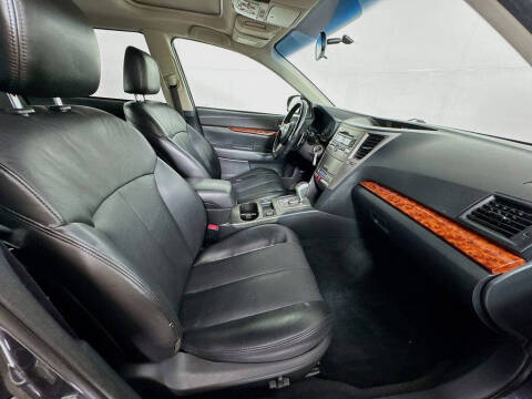 2010 Subaru Outback 2.5i Limited