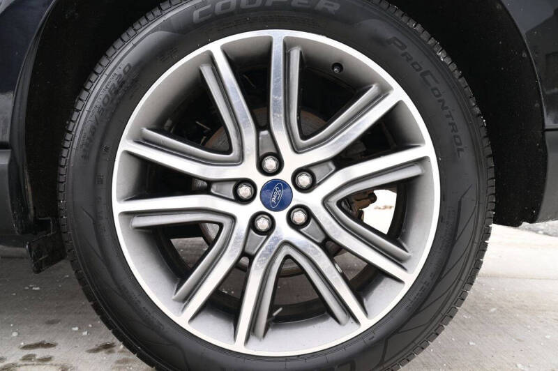 2019 Ford Edge Titanium