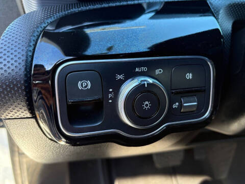 2019 Mercedes-Benz A-Class A 220