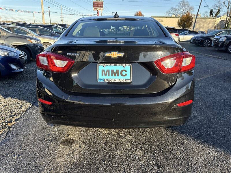 2018 Chevrolet Cruze LT Auto