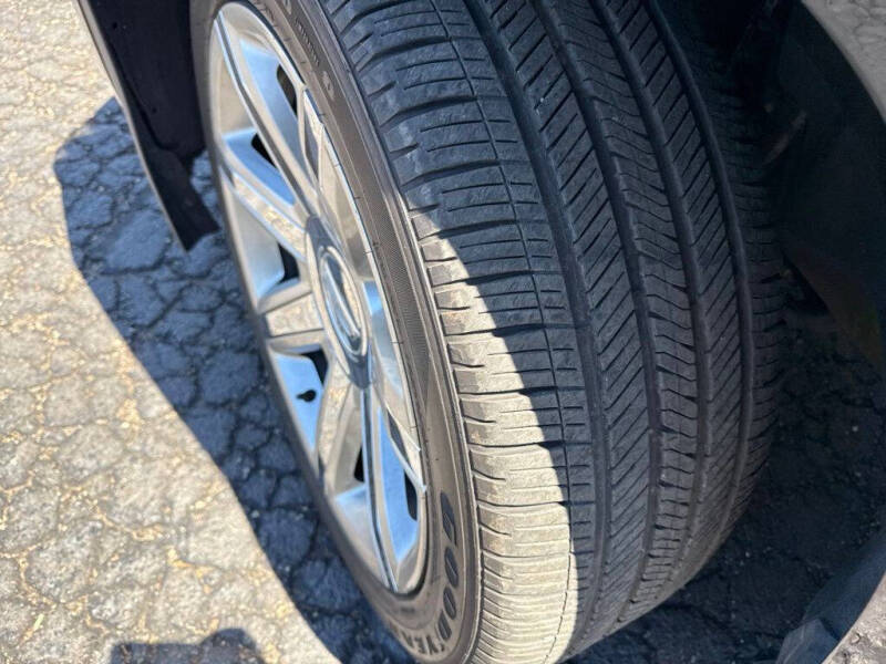 2018 Cadillac Escalade Luxury