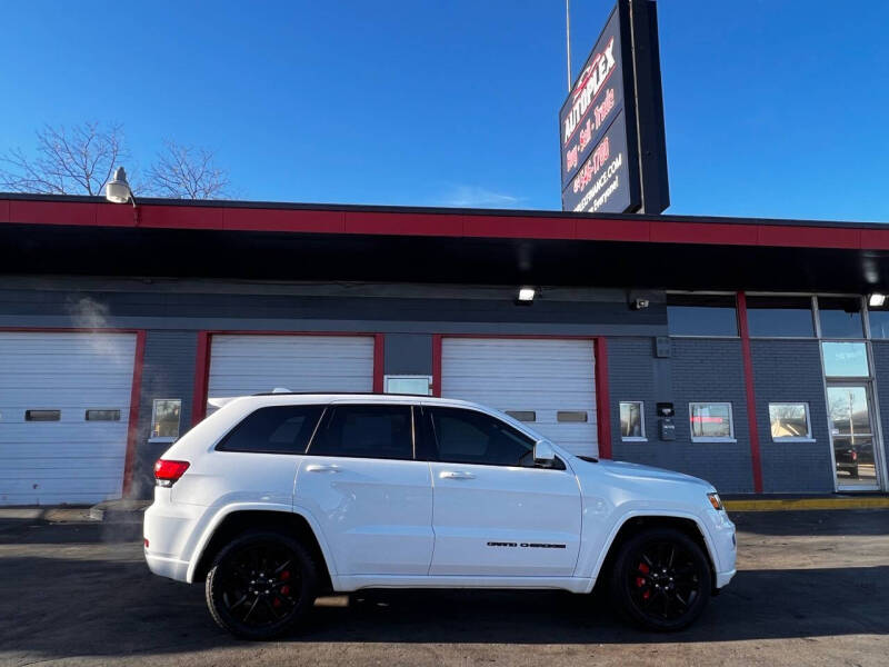 2017 Jeep Grand Cherokee for sale at AUTOPLEX OF MILWAUKEE in Milwaukee WI