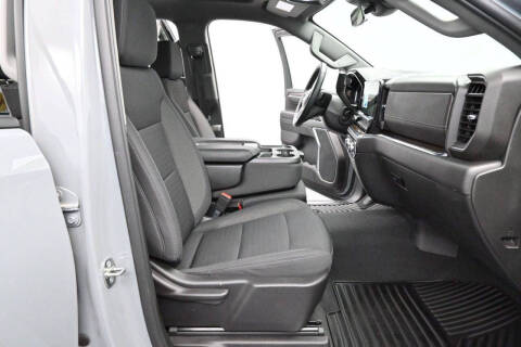 2024 GMC Sierra 1500 Elevation Standard
