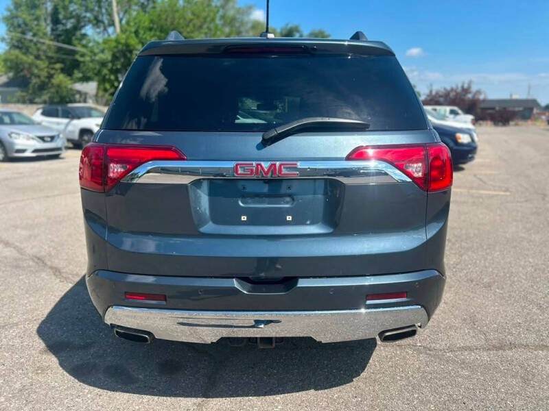 2019 GMC Acadia Denali