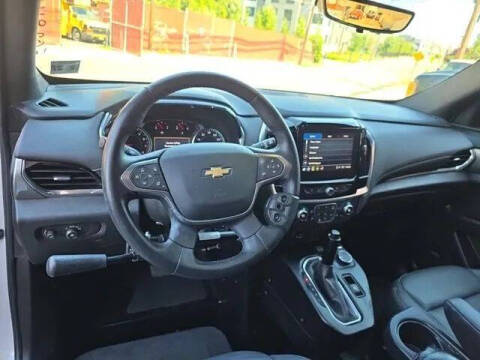2022 Chevrolet Traverse LT Leather