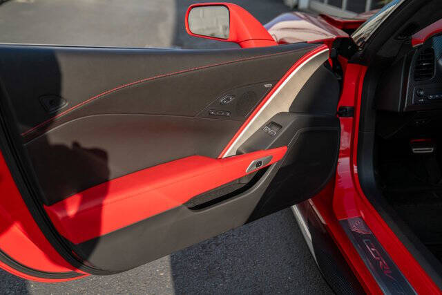 2015 Chevrolet Corvette 14