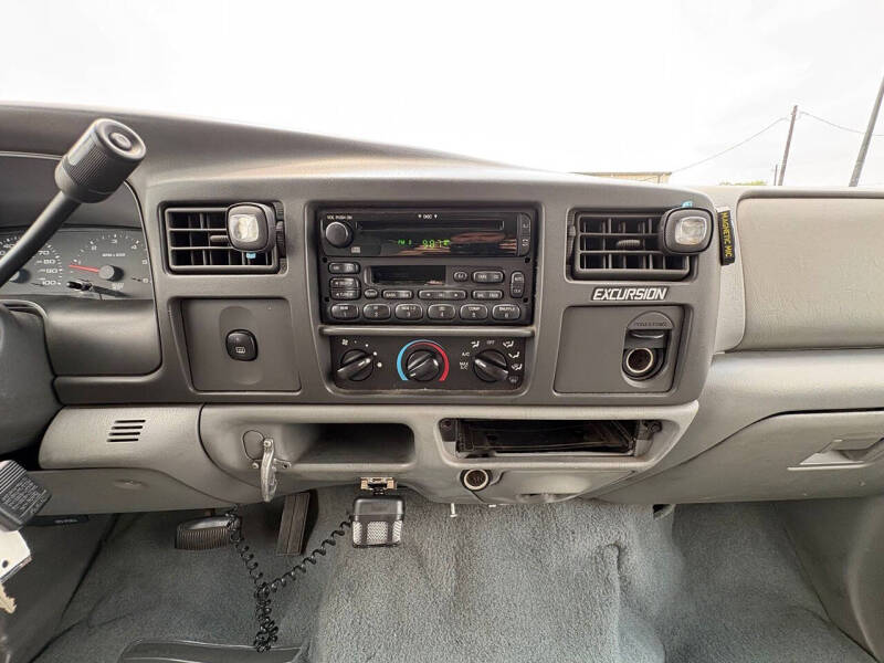 2002 Ford Excursion XLT