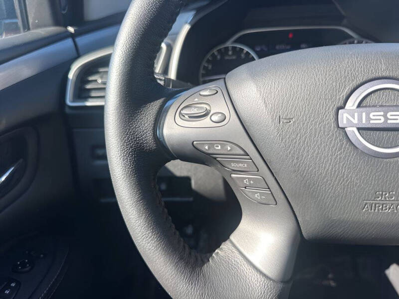 2023 Nissan Murano SV