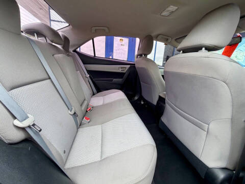 2016 Toyota Corolla LE