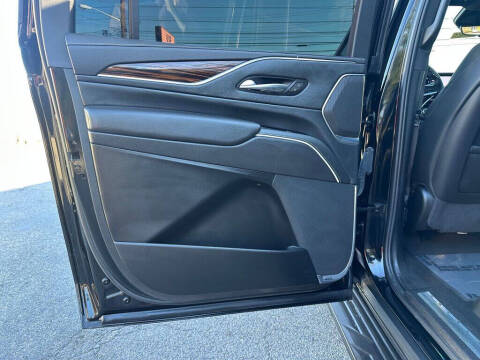 2022 Cadillac Escalade ESV Premium Luxury