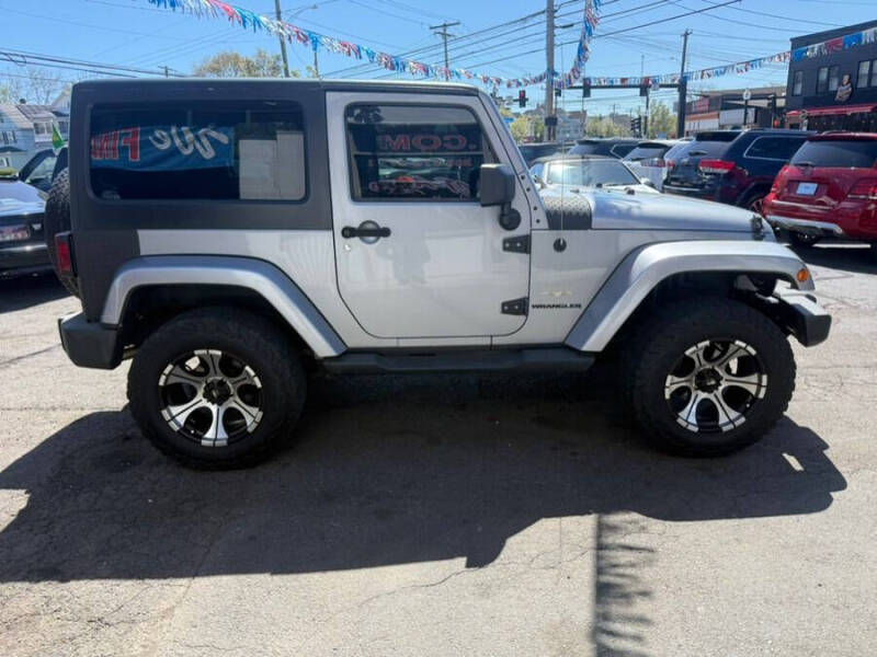 2013 Jeep Wrangler Sahara