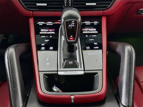 2022 Porsche Cayenne