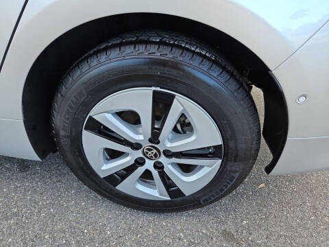 2018 Toyota Prius Two