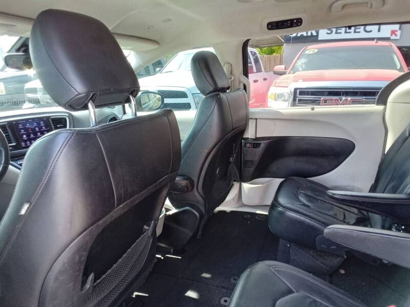 2018 Chrysler Pacifica Touring L