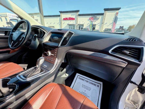 2017 Ford Edge Titanium