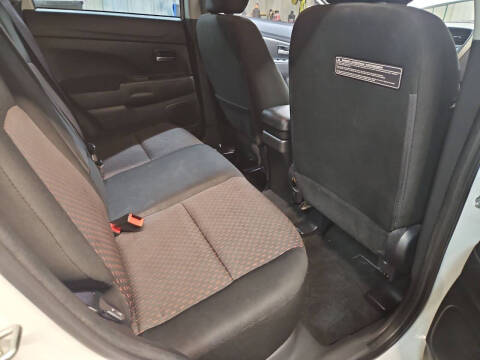 2018 Mitsubishi Outlander Sport LE