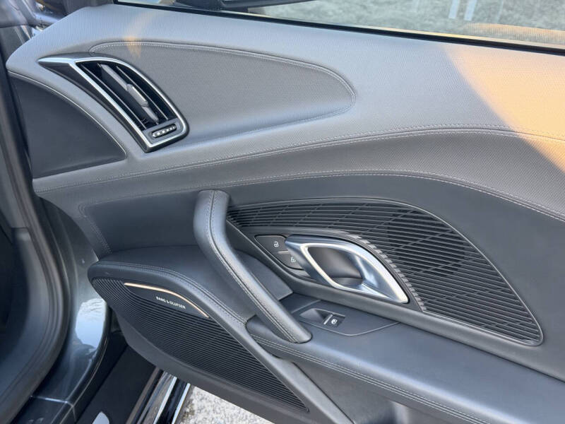 2017 Audi R8 5.2 quattro V10