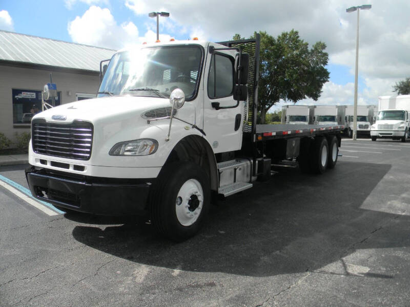 2017 Freightliner M2 106