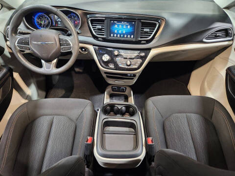 2018 Chrysler Pacifica Touring Plus