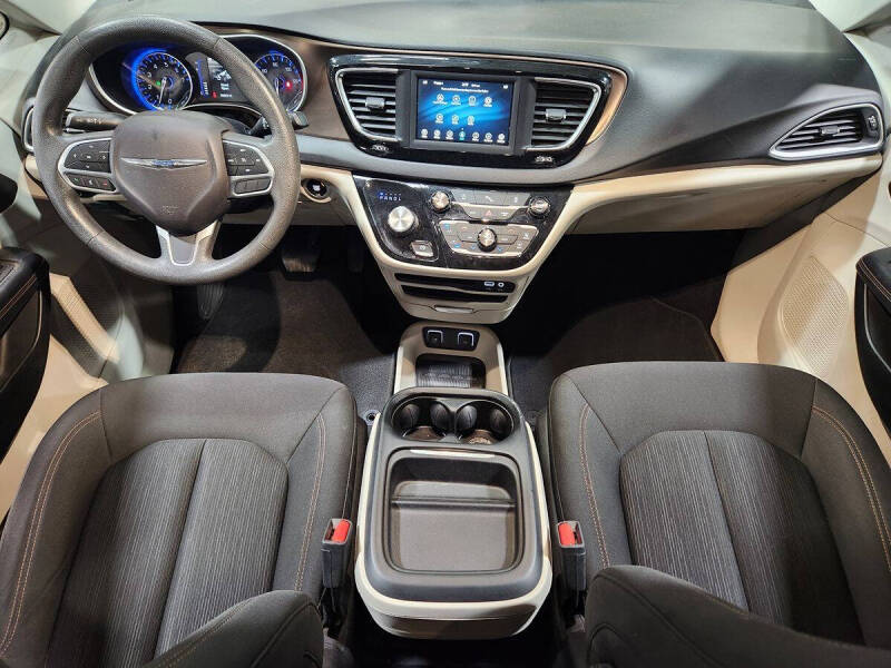 2018 Chrysler Pacifica Touring Plus