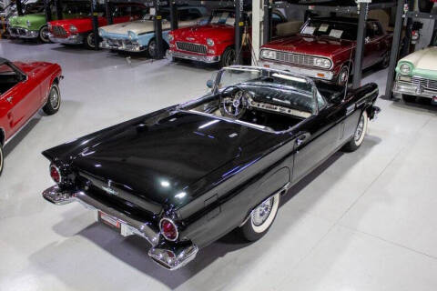 1957 Ford Thunderbird