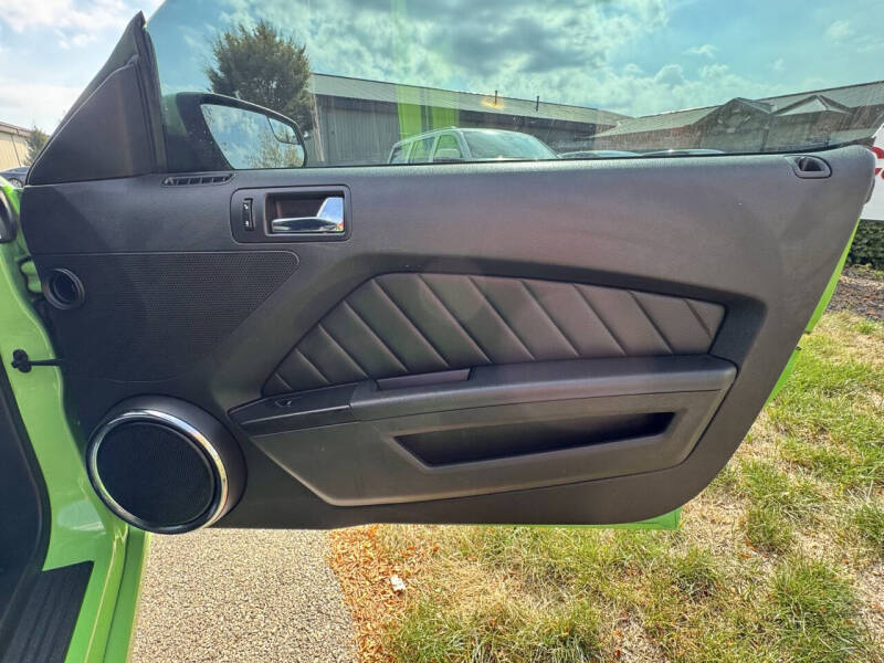 2014 Ford Mustang V6 Premium