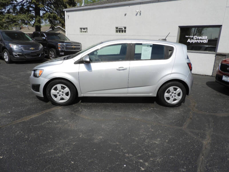 2016 Chevrolet Sonic LS Auto