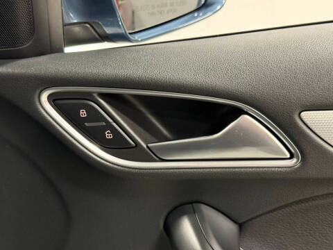 2017 Audi Q3 2.0T quattro Prestige