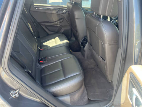 2016 Porsche Macan S