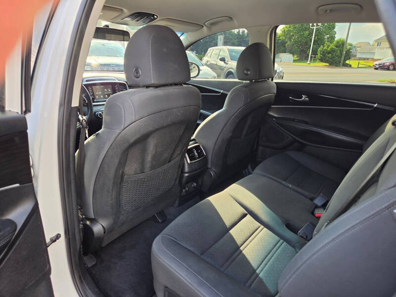 2020 Kia Sorento LX