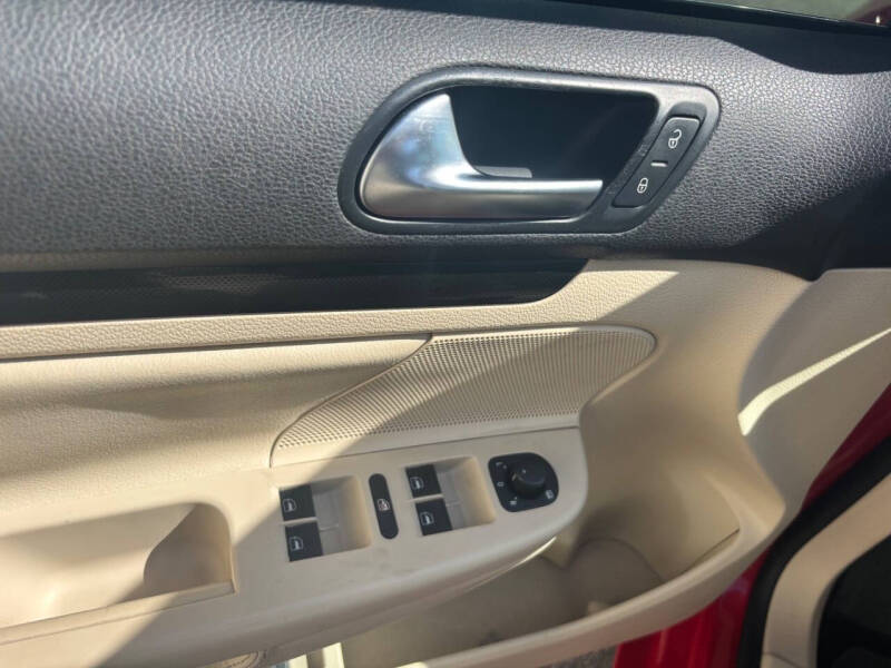 2011 Volkswagen Jetta SportWagen TDI