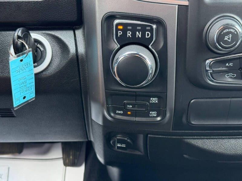 2021 RAM 1500 Classic SLT