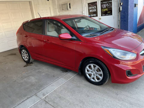 2012 Hyundai Accent GS