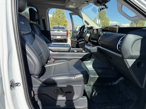 2025 Ford Expedition MAX Platinum