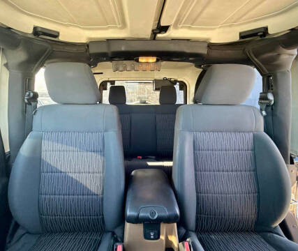2011 Jeep Wrangler Sahara