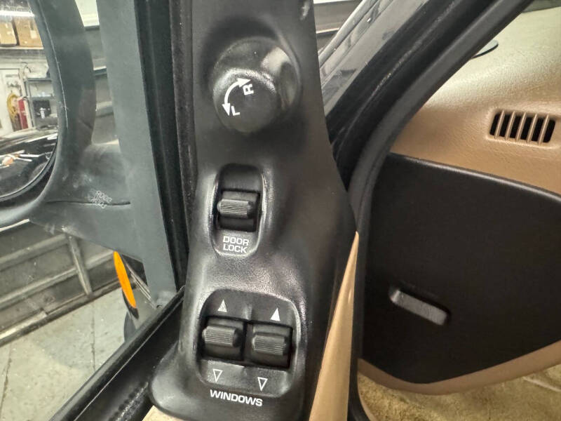 1999 Dodge Ram Van 1500