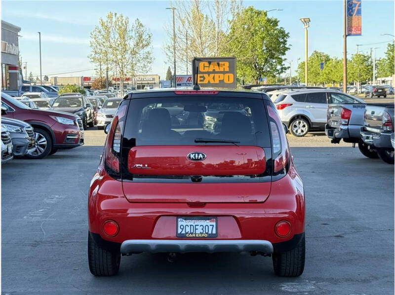2019 Kia Soul +