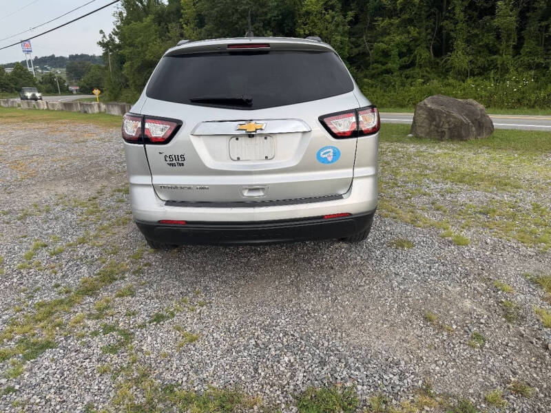 2017 Chevrolet Traverse LS
