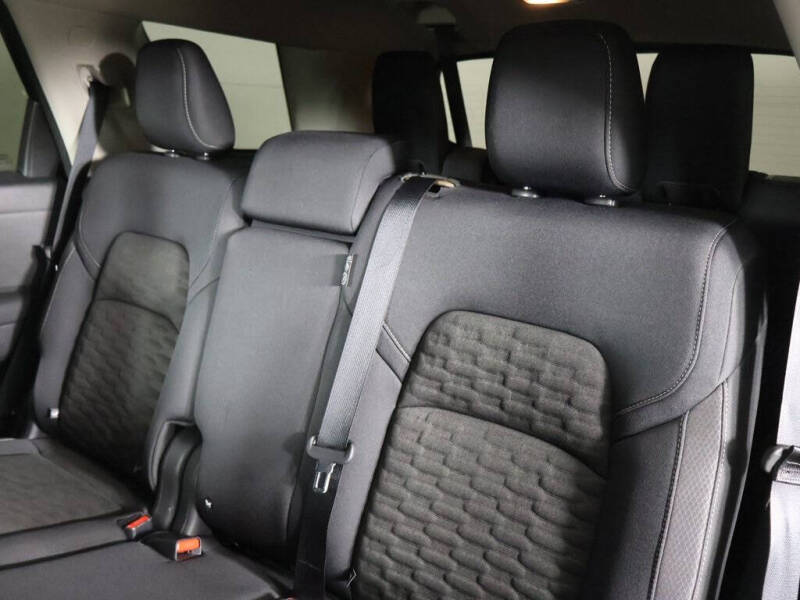 2024 Nissan Pathfinder S