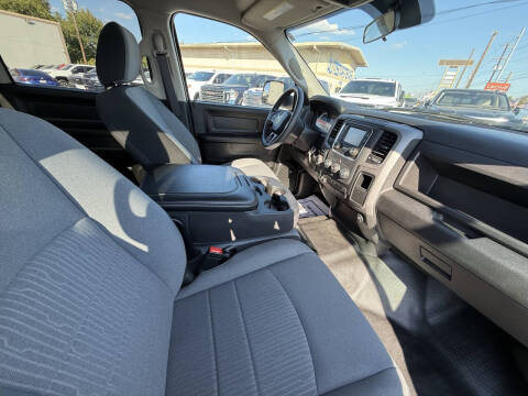 2023 RAM 1500 Classic Tradesman