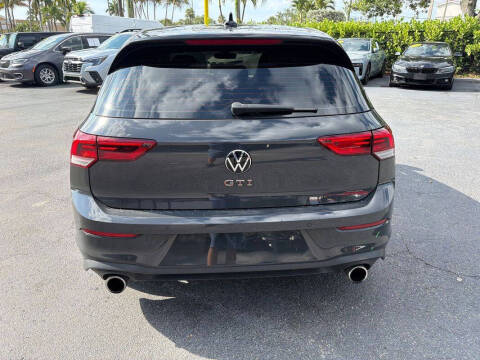 2023 Volkswagen Golf GTI 40th Anniversary Edition
