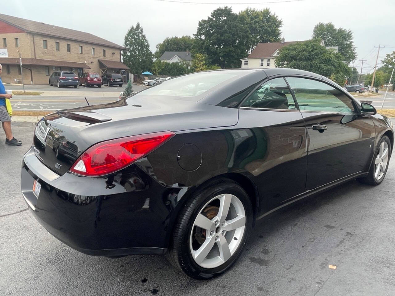 2007 Pontiac G6 for sale at New England Wholesalers in Springfield, MA