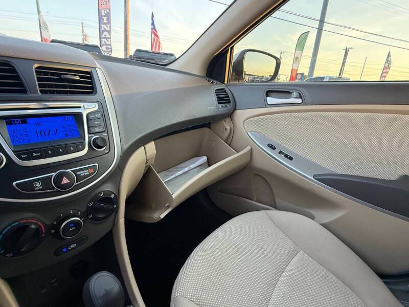 2014 Hyundai Accent GLS